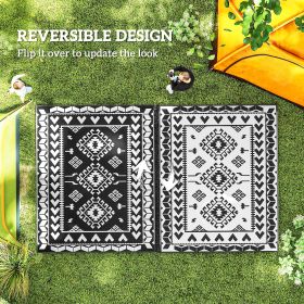 8' x 10' Reversible Outdoor Rug – Black & White Rhombus