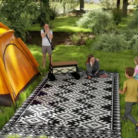 9' x 18' Reversible Outdoor Rug – Black & White Rhombus